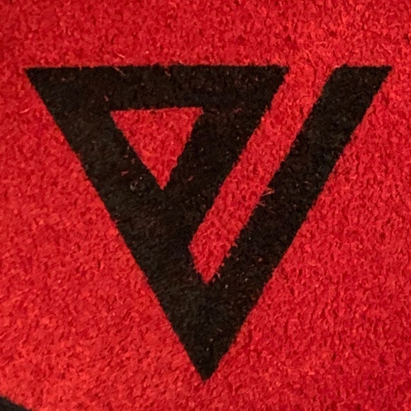 Meet your Posher, Peter - Picture 1 of 1